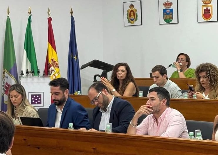 El PSOE rechaza que la Mancomunidad apoye la subida del recibo del agua en Algeciras.