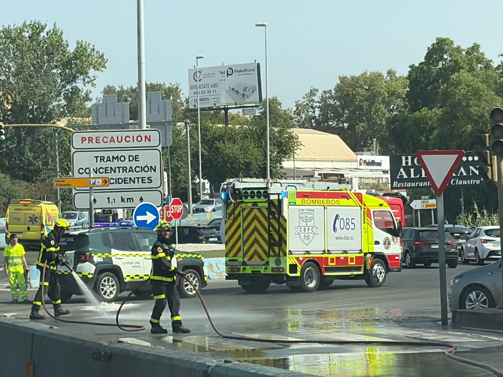 Dos accidentes provocan horas de retenciones y largas colas en los accesos a Algeciras