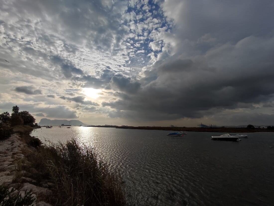 Imagen del cielo de la comarca. Cádiz registra una temperatura media de 18,8 grados en noviembre, la segunda más cálida de Andalucía