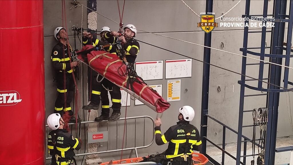 CURSO RESCATE EN ALTURA LA LÍNEA. 01.12.22´