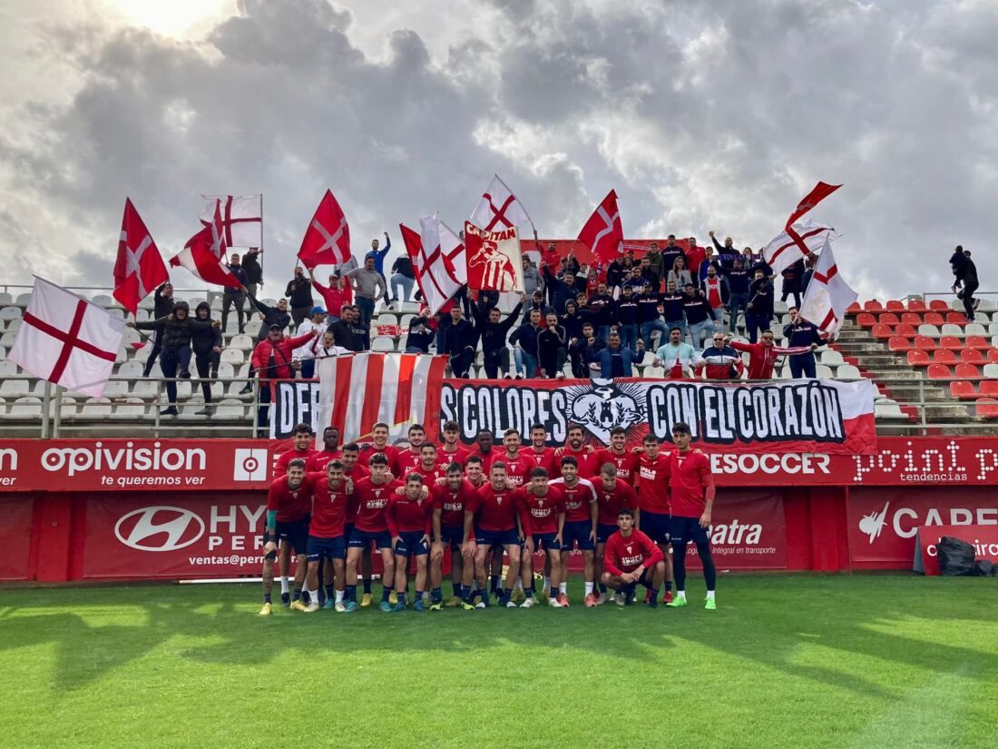 Una vez más la afición local respondió en la previa del clásico. FOTO: ACF