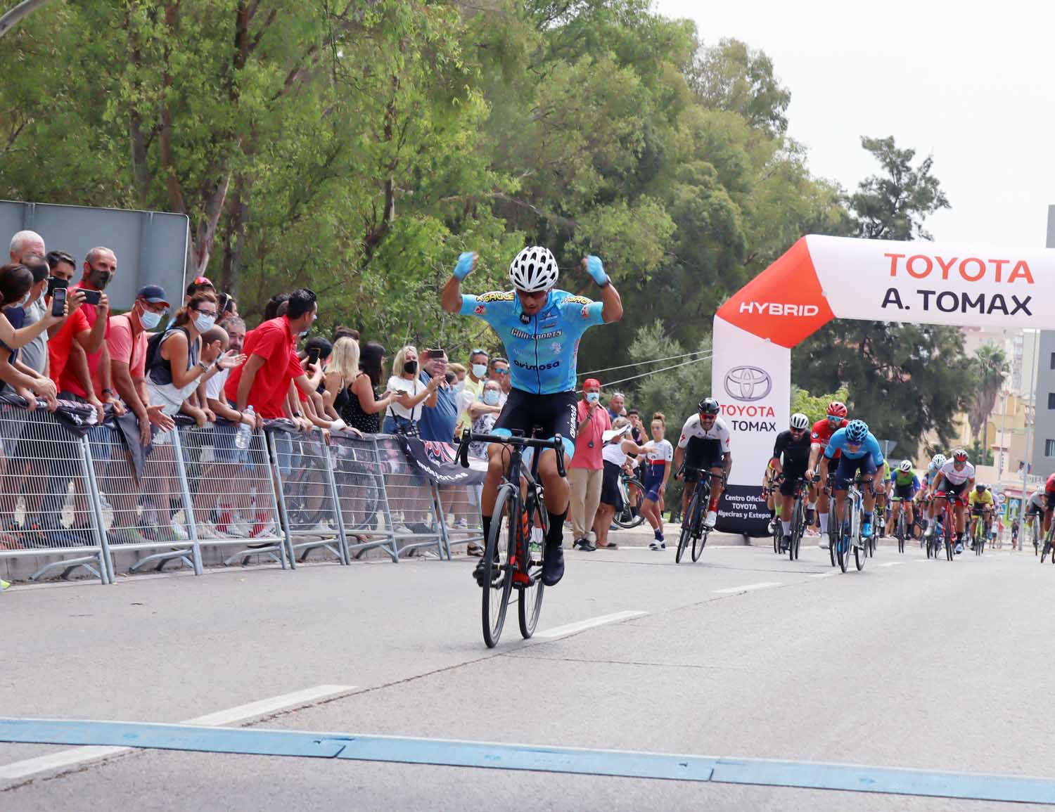 CICLISMO 220821 Samuel Pineda gana