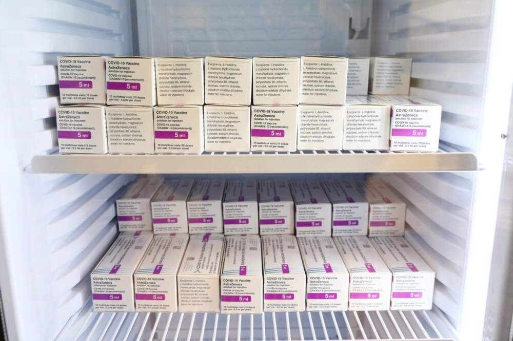 Cvirus.- AMP.- España reanuda la vacunación con AstraZeneca a partir del próximo miércoles
