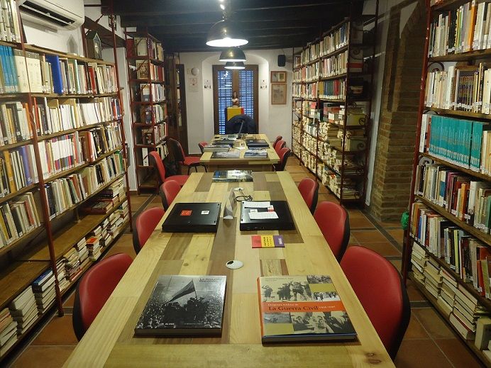 biblioteca casa de la memoria biblioteca casa de la memoria