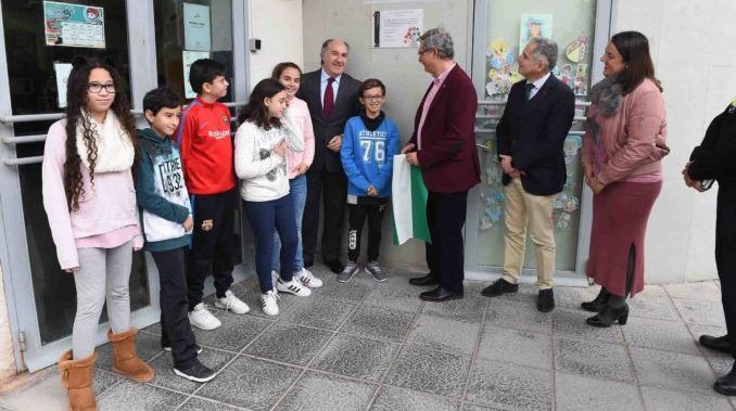 1-VISITA-COLEGIO-PARQUE-DEL-ESTRECHO-PLACA-SEGURIDAD-VIAL