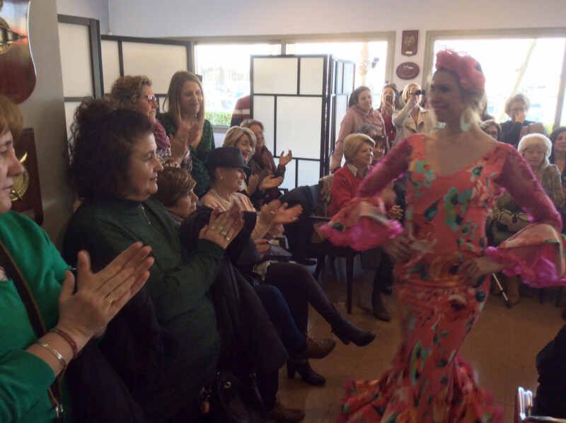 Desfile flamenco Desfile flamenco