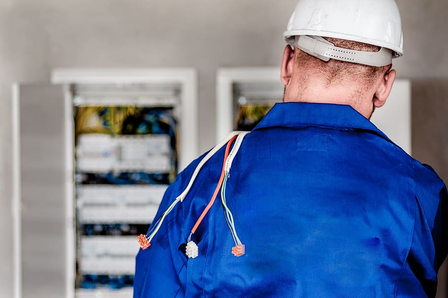 electrician-electric-electricity-worker