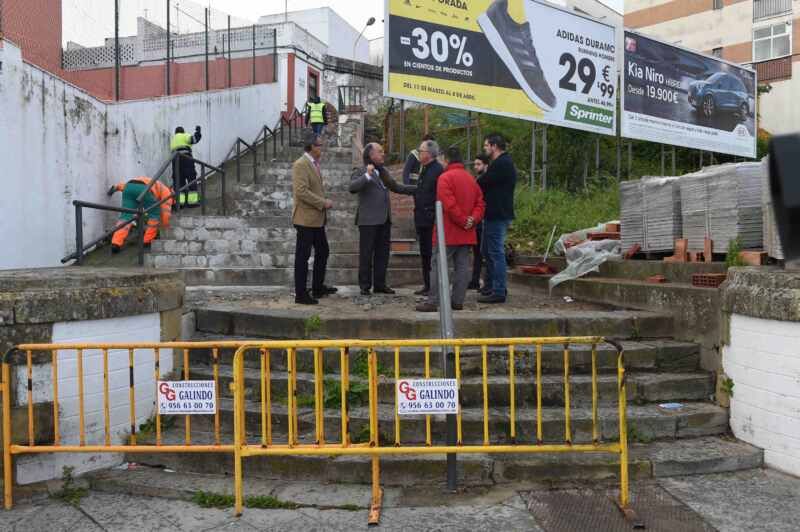 PASEO RIO DE LA MIEL VISITA OBRAS ESCALERAS