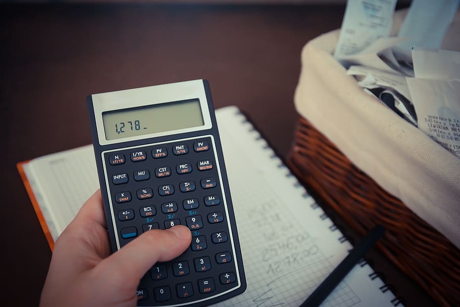 money-bills-calculator-save-savings-taxes money-bills-calculator-save-savings-taxes