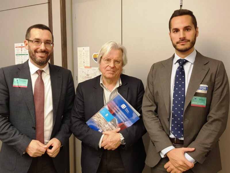 REUNION CON JAVIER NART