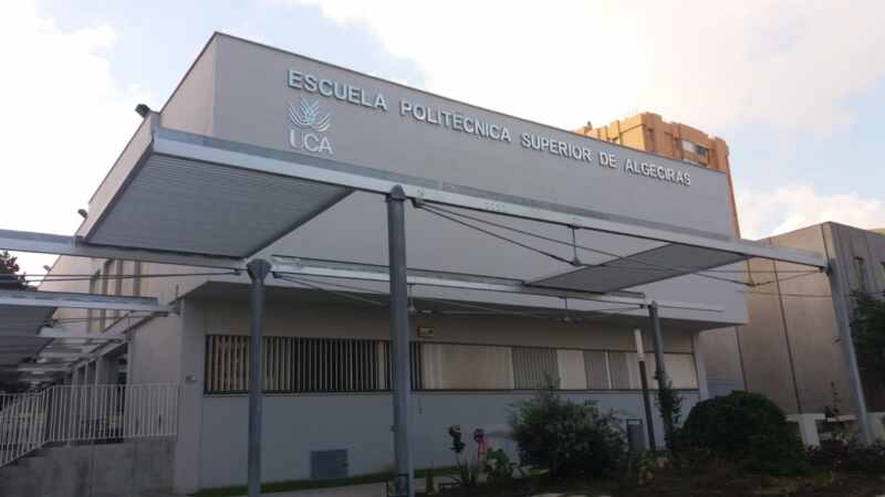 Escuela de Ingeniería, donde se celebrará el homenaje a los mayores. Escuela de Ingeniería, donde se celebrará el homenaje a los mayores.