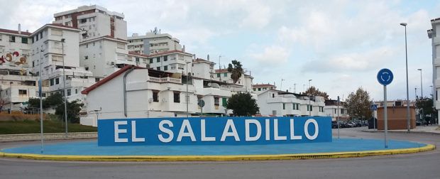 PSOE y PP se enfrentan por El Saladillo mientras colectivos reclaman más seguridad. 