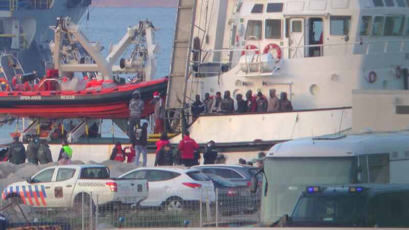 ef337815-7d5c-4c8d-b110-29595f2c60bb