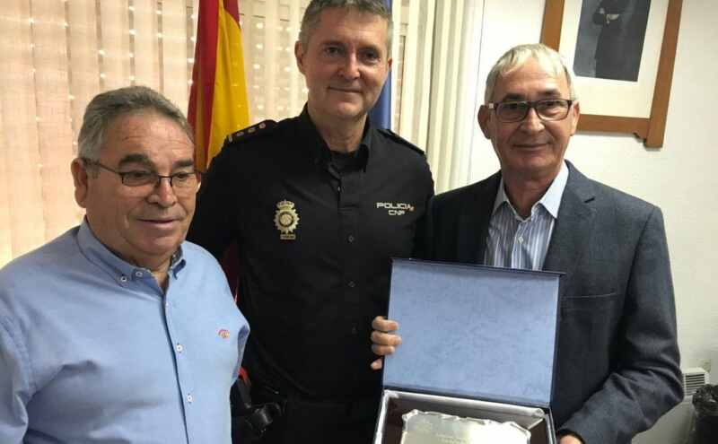 hermanos ruiz galán homenaje policía