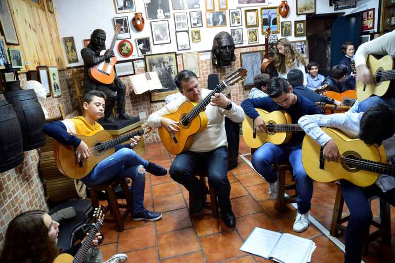 escuela guitarra peña flamencaJPG