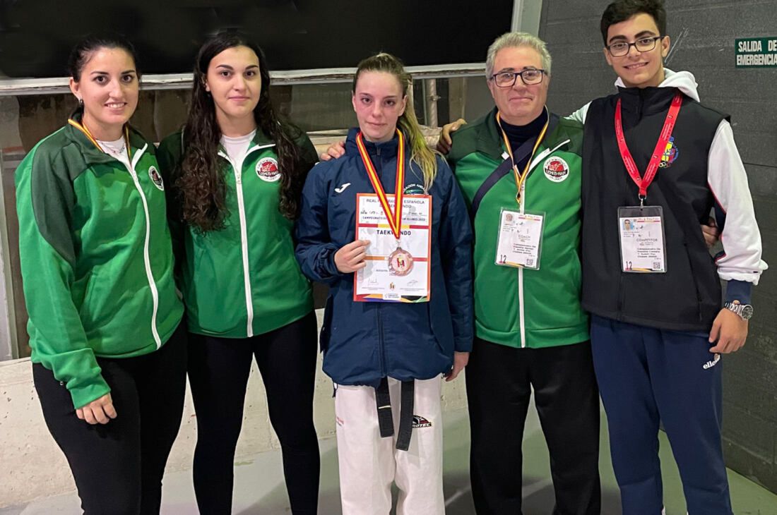 Ainara Rojas, del Lemus Han, bronce en el Campeonato de España junior de taekwondo Ainara Rojas, del Lemus Han, bronce en el Campeonato de España junior de taekwondo